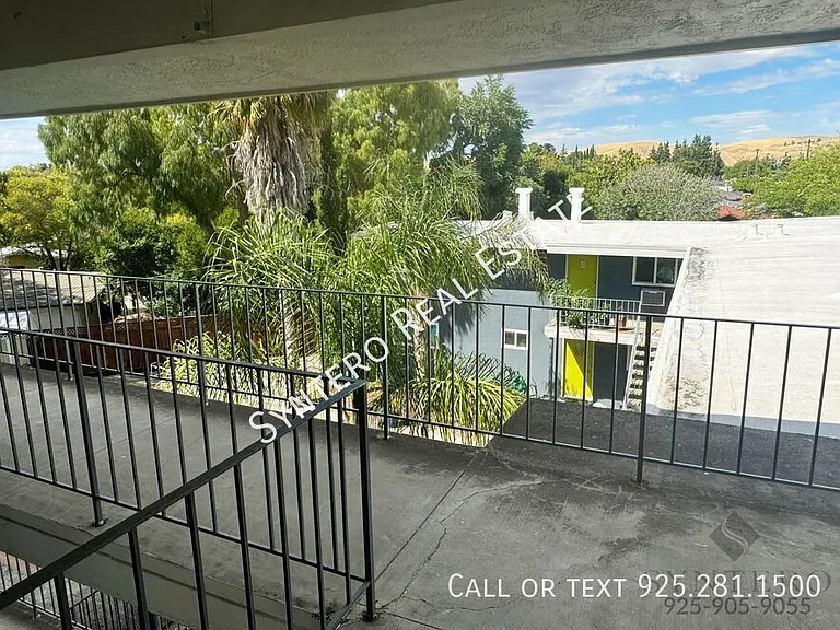 1515 West St #2 — Photo 26