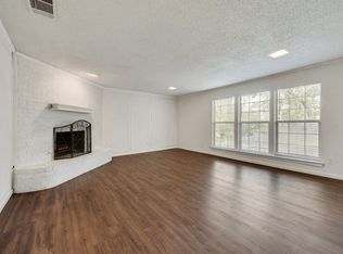 2163 Villa Pl, Carrollton, TX 75006