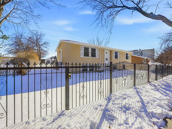 5th image of 1510 Crotona Park E
