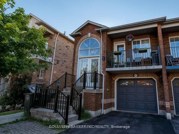 3891 Freeman Ter, Mississauga, ON L5M 6R1