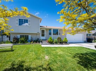 5434 S Sarah Jane Dr, Salt Lake City, UT 84118