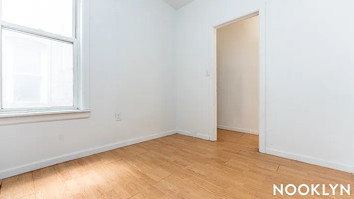 Rented by Nooklyn NYC LLC | media 7