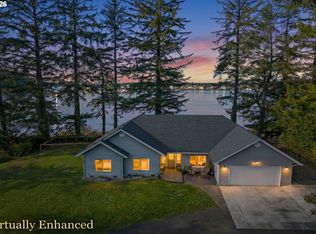 85675 Glenada Rd, Florence, OR 97439