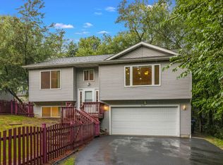 8804 Elm St, Wonder Lake, IL 60097