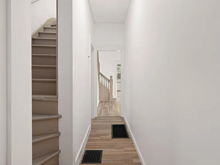 321 Kennedy Ave — Photo 15