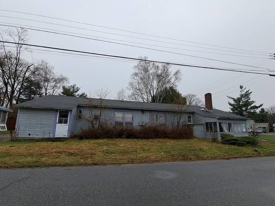 1st image of 17 Liberty St