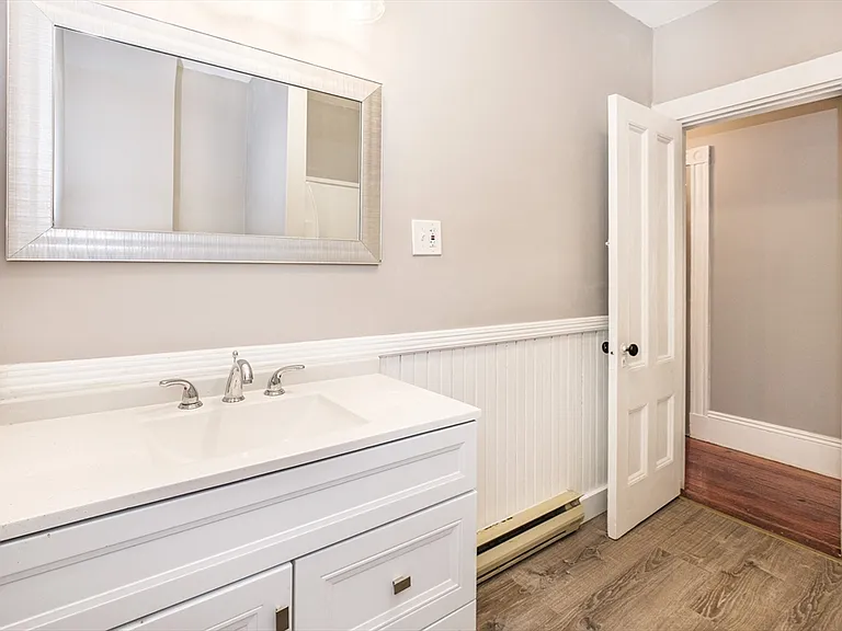 7 Mulford St #3 — Photo 12