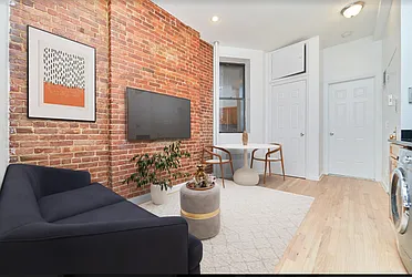 Rented by Living New York