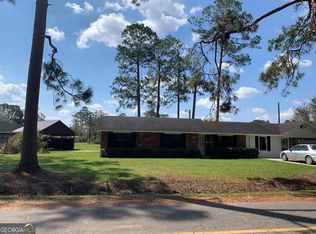 169 Robin St, Baxley, GA 31513