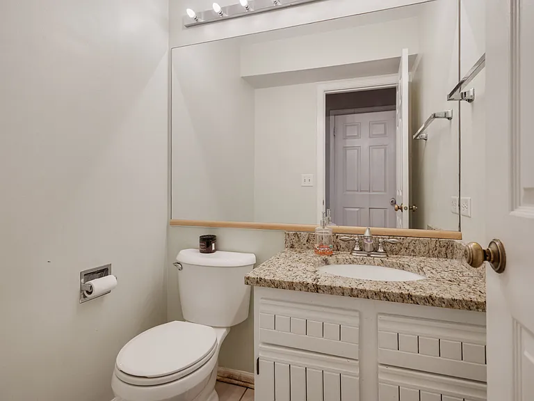 1347 Rose Blvd — Photo 11