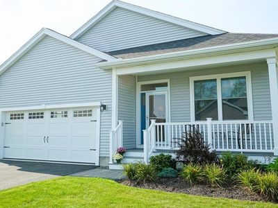 57 Blackstone Drive, Raymond, NH, 03077