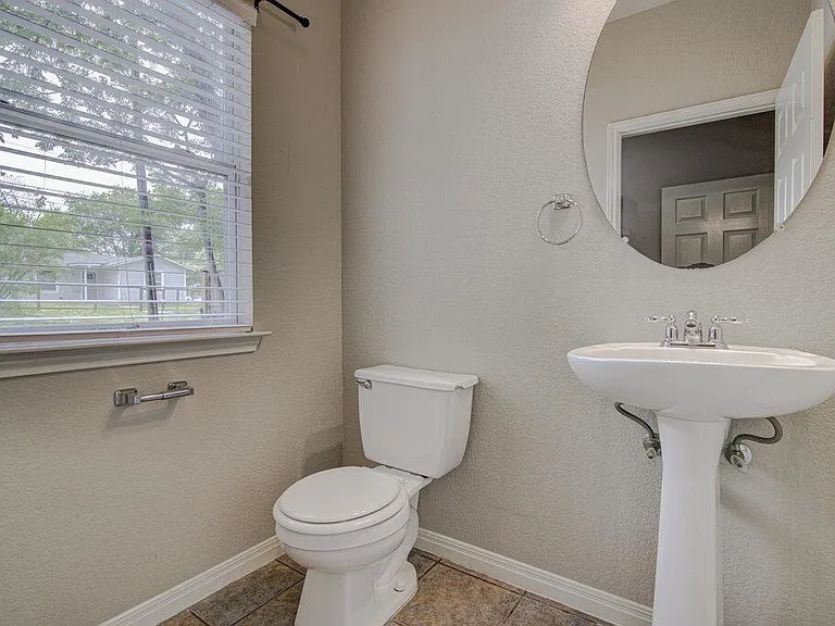 1702 Singleton Ave #A — Photo 13