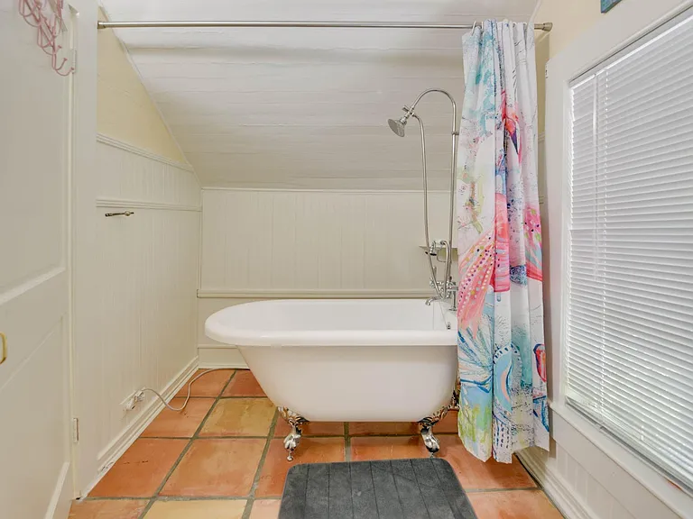 524 White St — Photo 19