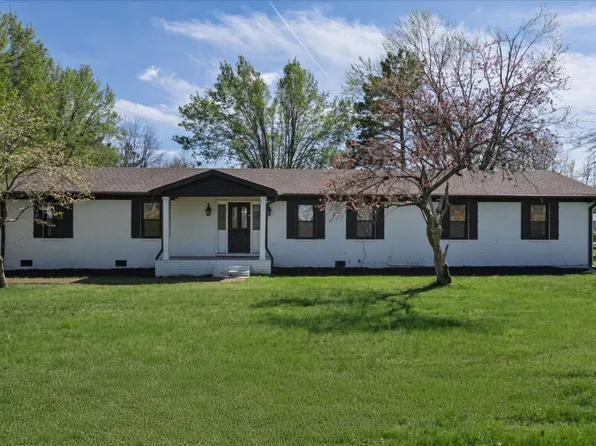 829 Highway 52 E, Portland, TN 37148