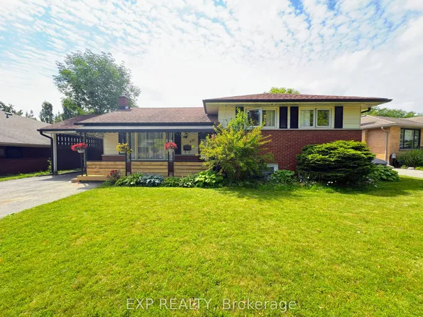 438 Magnolia Cres, London, ON N5Y 4S9