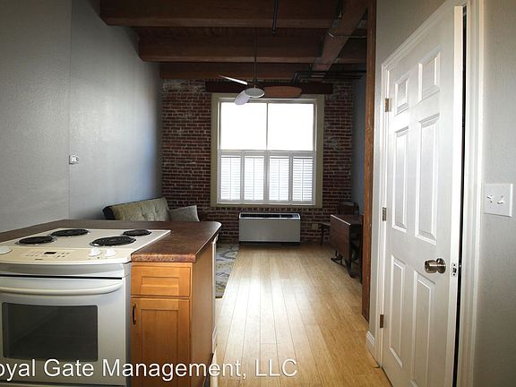 5th image of 312 W 8th St #415