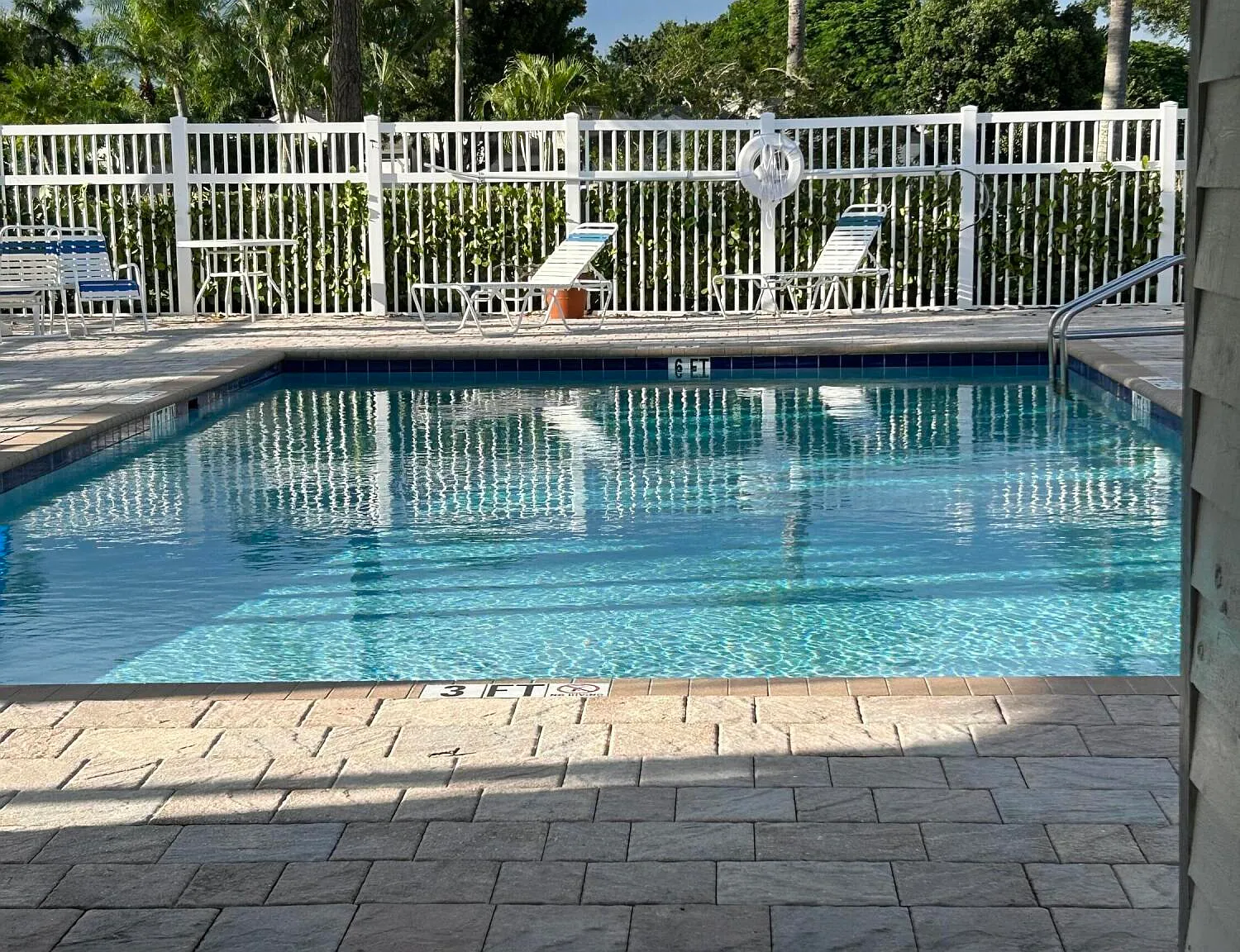 3 bed, 2.5 bath, 2495 sqft, $3,200 — Photo 3