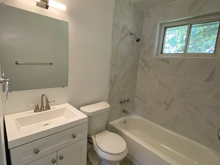 2021 Flower Ln #B — Photo 7