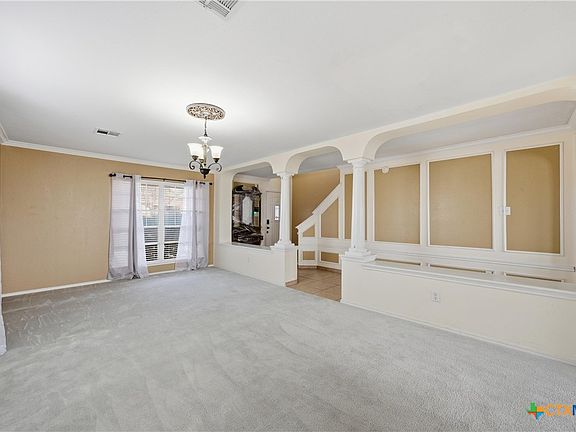4th image of 4804 Water Oak Dr