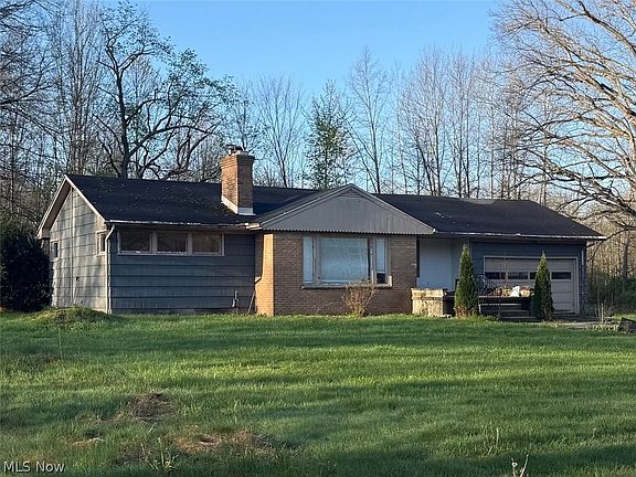 5th image of 8466 Whipporwill Rd
