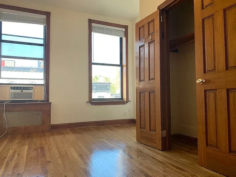 274 W 19th St #4N — Photo 1