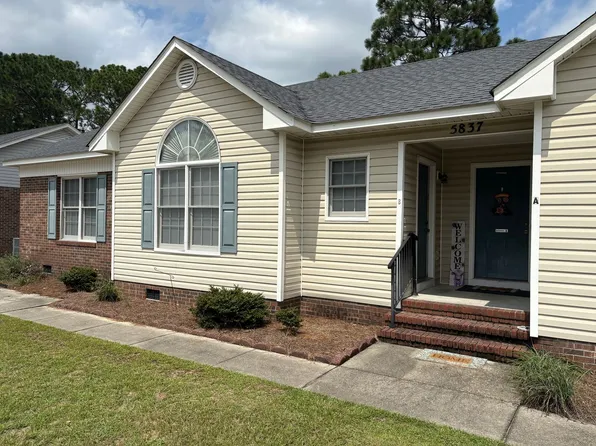 5837 Maidstone Ln Unit B, Hope Mills, NC 28348