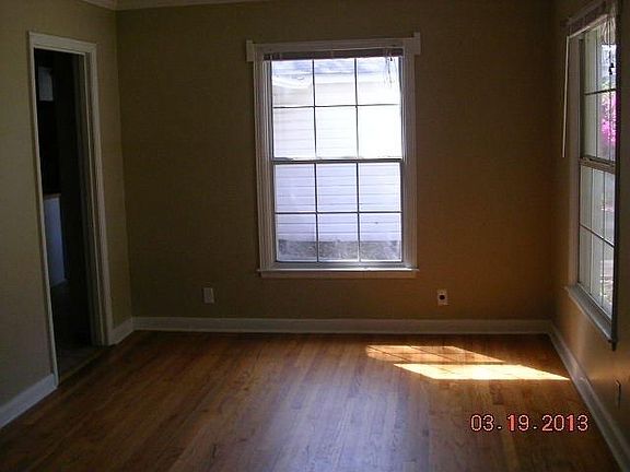 4th image of 312 E Claude St