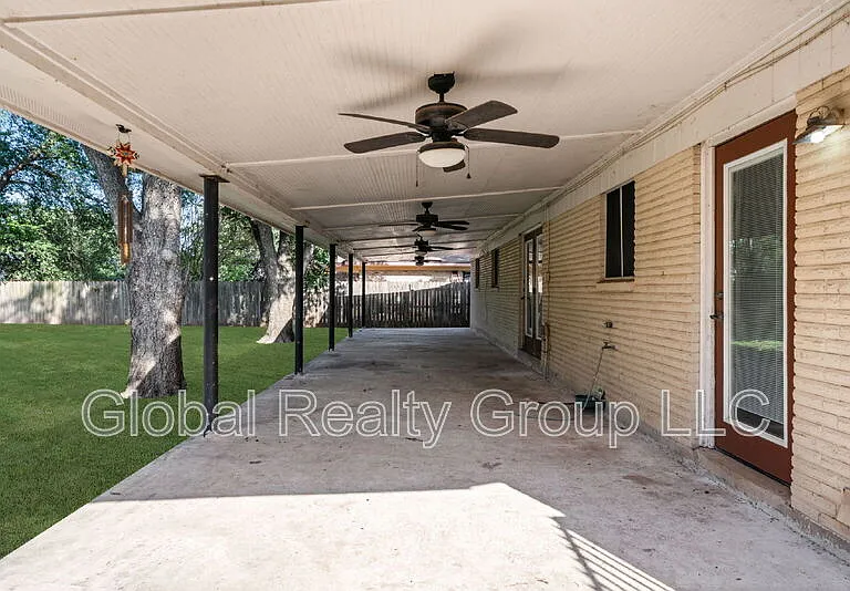 138 Bobolink Dr — Photo 25