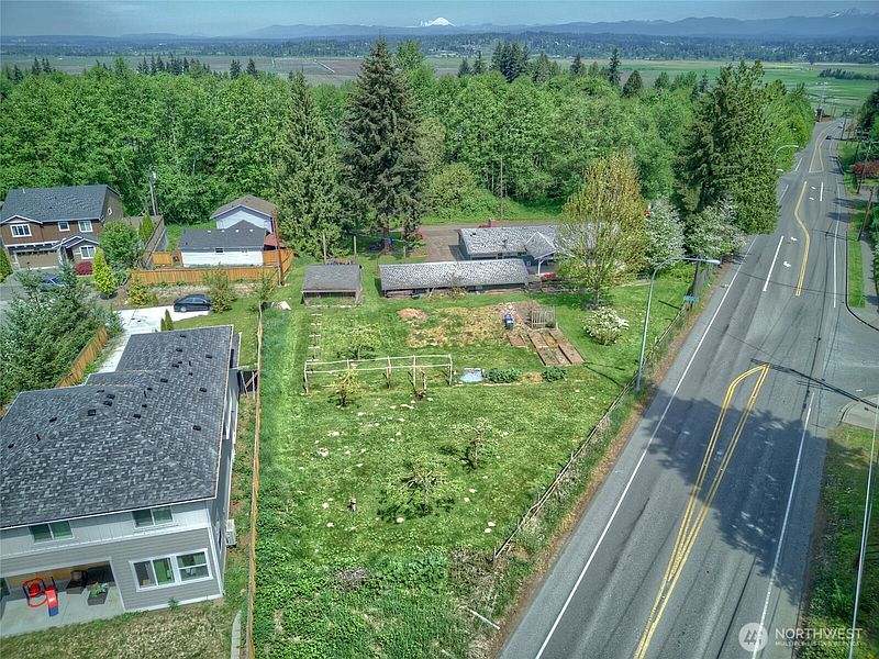 5th image of 12202 Seattle Hill Road