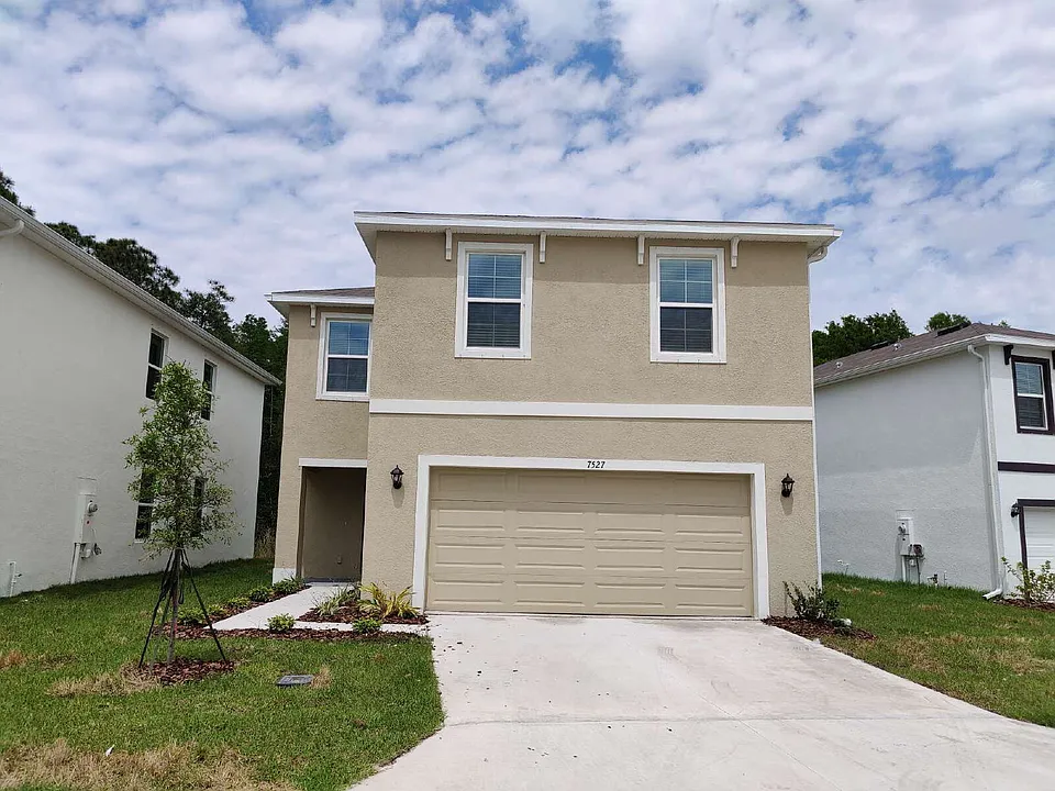7527 Cypress Walk Dr
