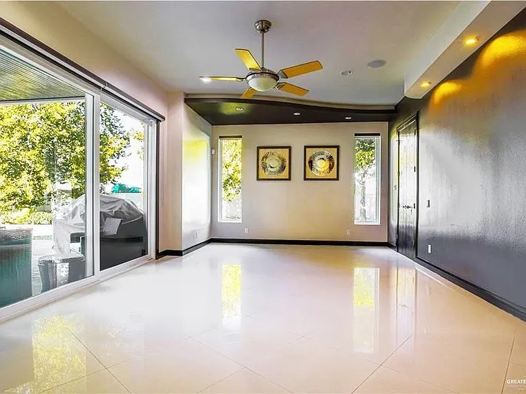 309 N Mockingbird Ave #H — Photo 10