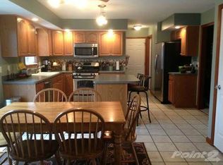 54522 Voelker Dr, Osceola, IN 46561