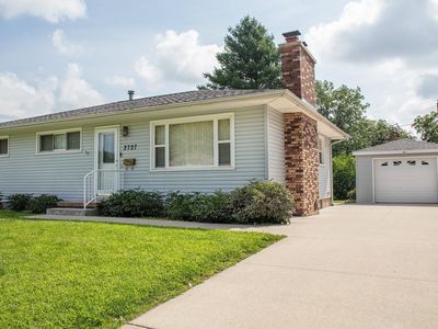 2727 Fairlane Ave, Waterloo, IA, 50702