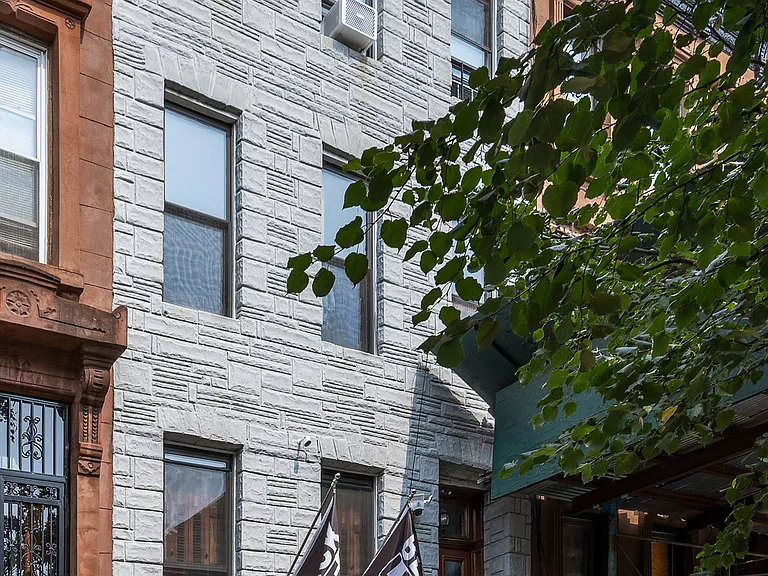 409 Madison St #2R — Photo 11