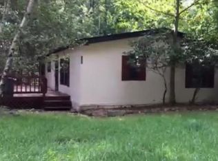 149 Oak Dr, Greentown, PA 18426