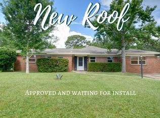 52 Bishop Ave, Fort Walton Beach, FL 32548