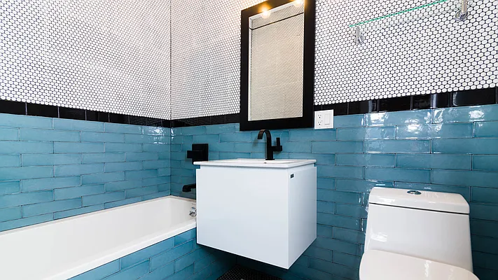 Rented by Nooklyn NYC LLC | media 12