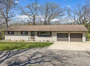 E9010a S, Reedsburg, WI 53959
