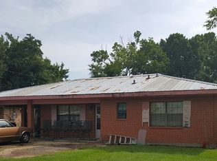 600 Richard St, Picayune, MS 39466