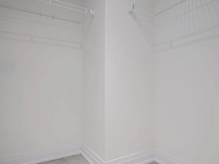 75 West Village Ln — Photo 28
