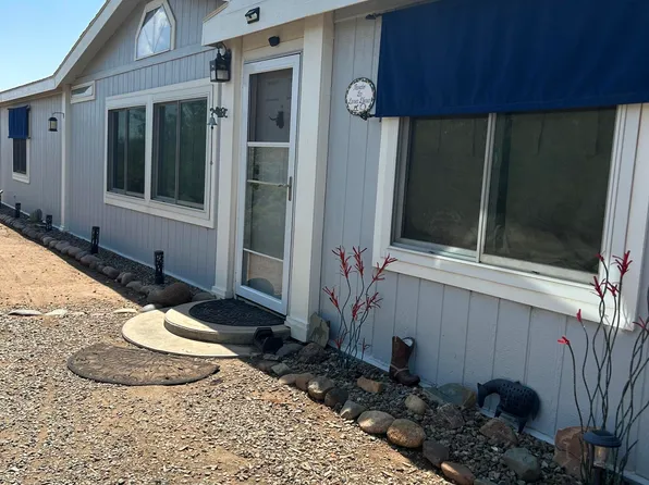 13686 S Burton Rd, Spring Valley, AZ 86333