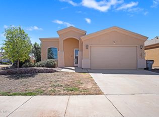 11501 Rafael Serna Ln, El Paso, TX 79934