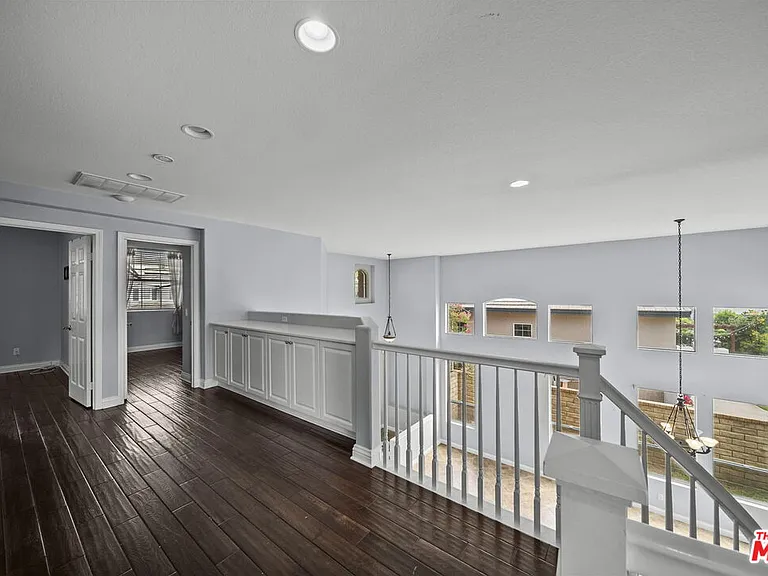 28760 Bridger Ct — Photo 16
