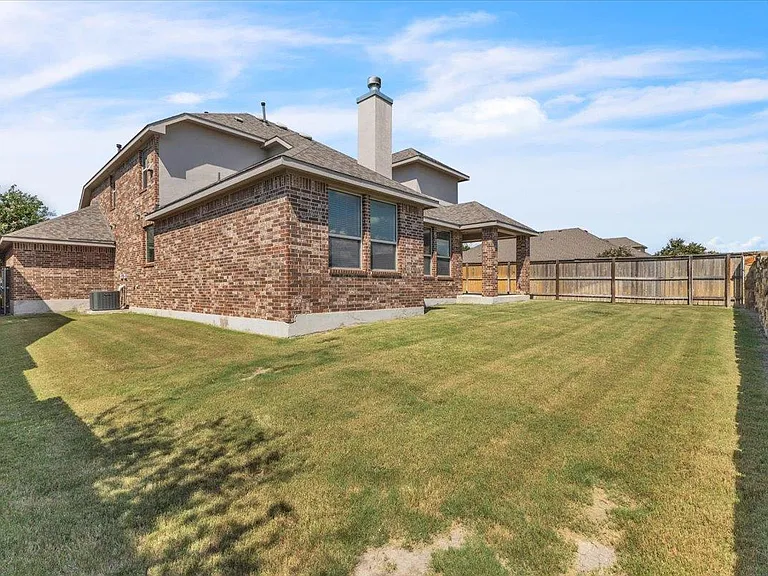 3425 De Soto Loop — Photo 37