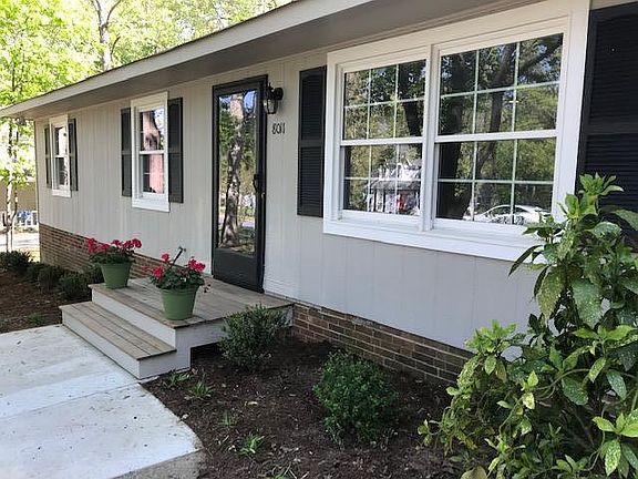 New exterior Paint and new Energy Efficienct windows