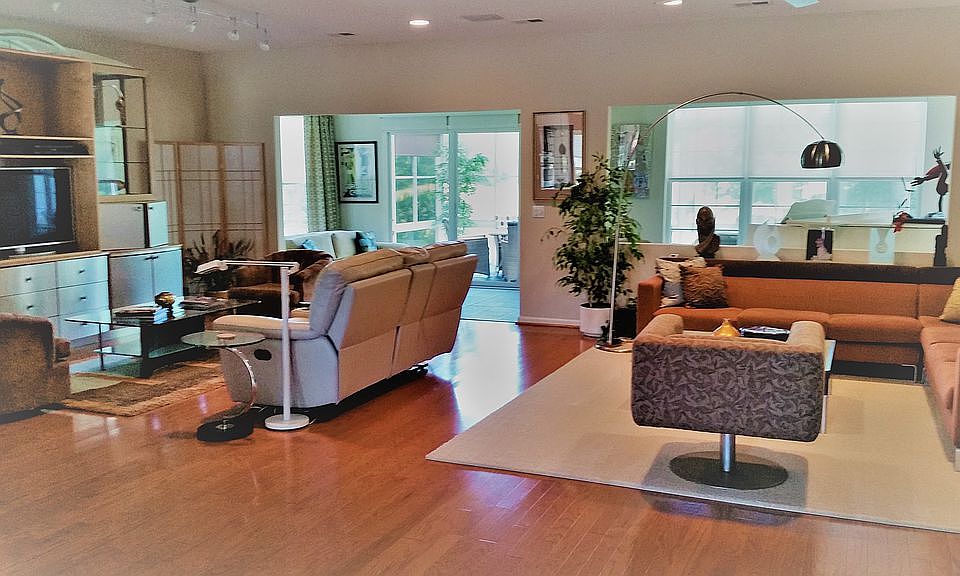 2nd image of 18 Ceres Ct