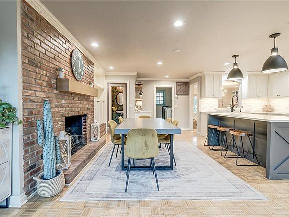 4th image of 808 Rock Hollow Rd