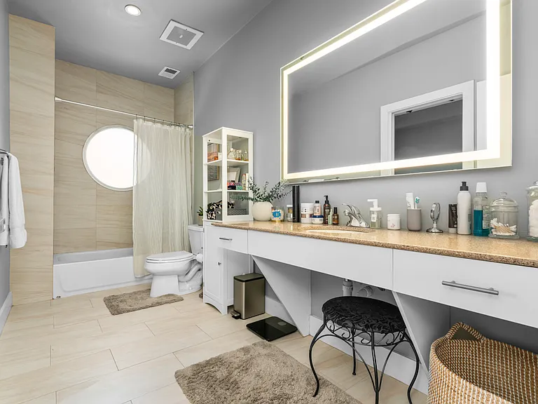 15 Waddell St NE #205 — Photo 19