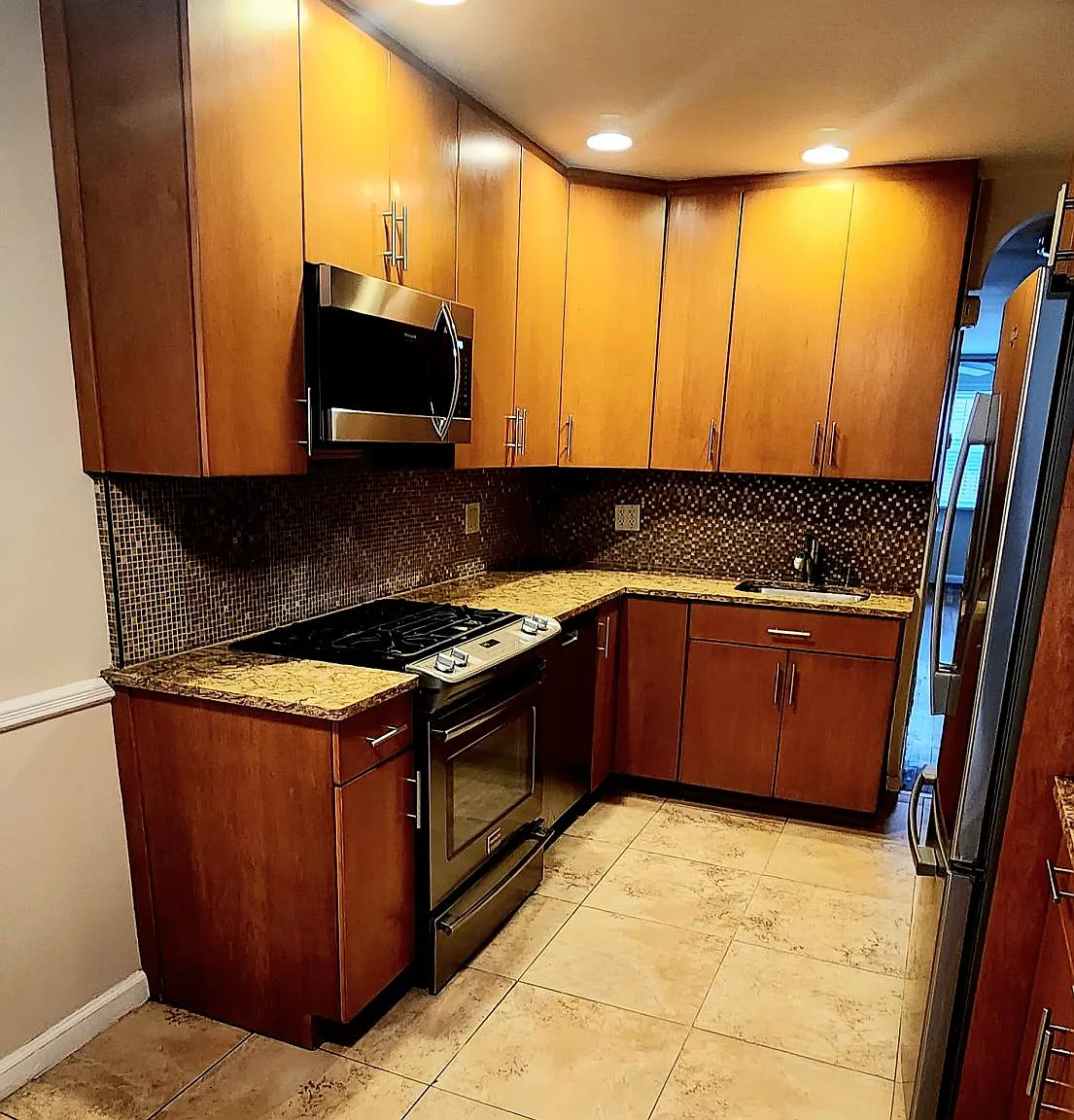 1 bed, $2,100 — Photo 2