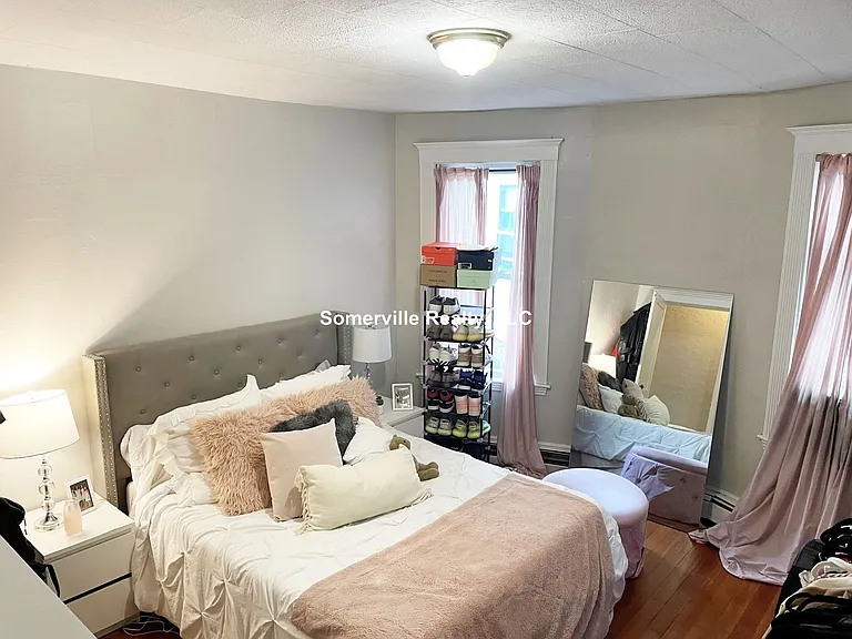 25 Ashford St #1 — Photo 16